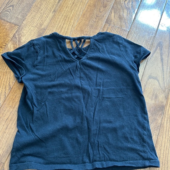 Sale: 5 for $10 - Old Navy youth 8 shirt - Picture 2 of 5